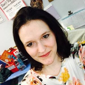 Meet your Posher, Caitlin